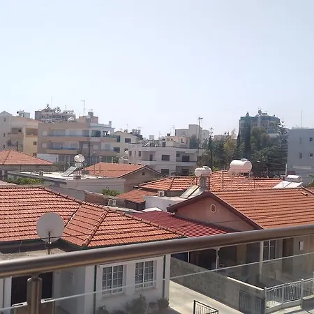 Estian Nafi דירה *